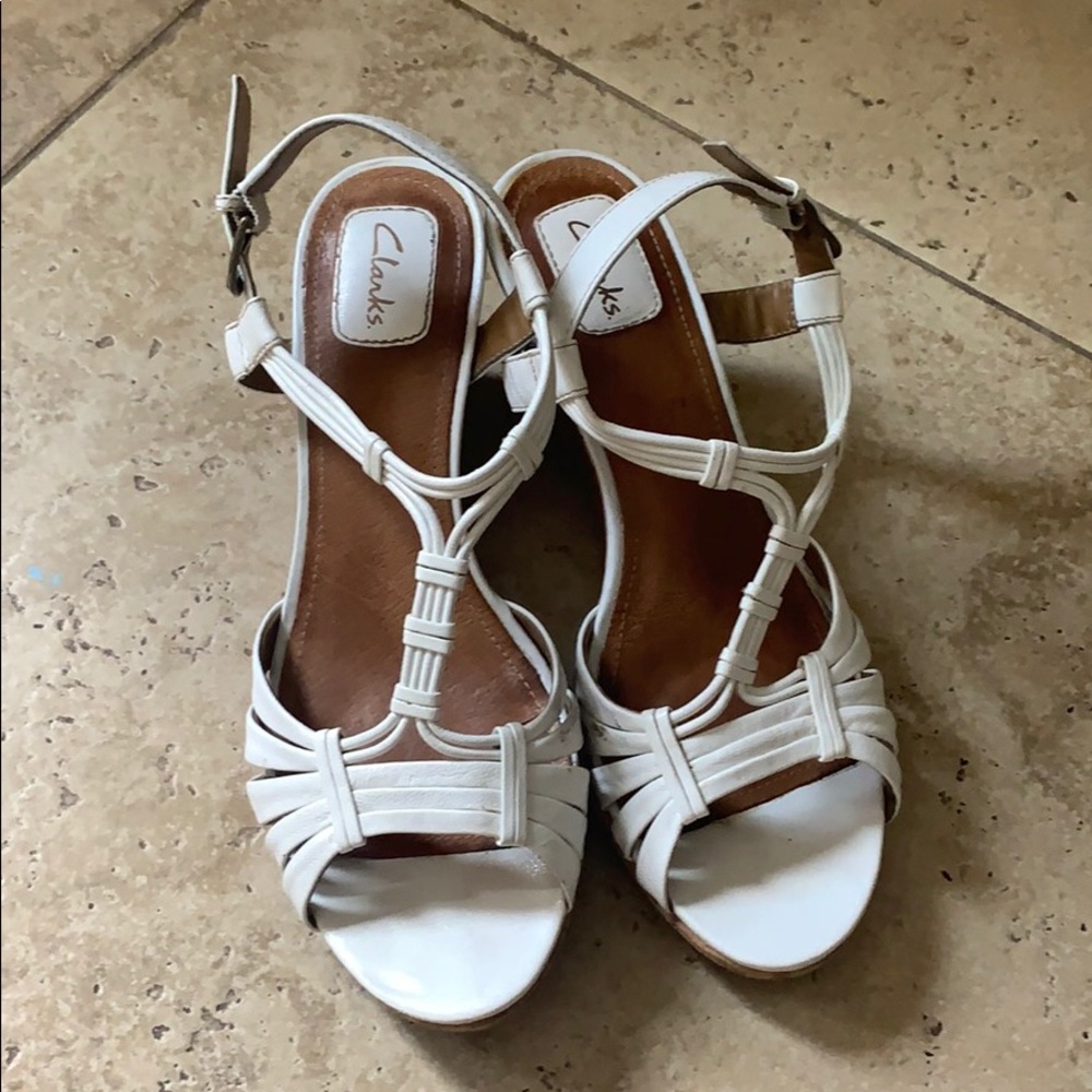 Clark’s White Leather Wedge Sandals